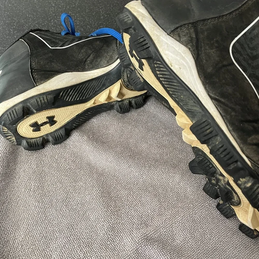 cleats - Picture 2 of 5